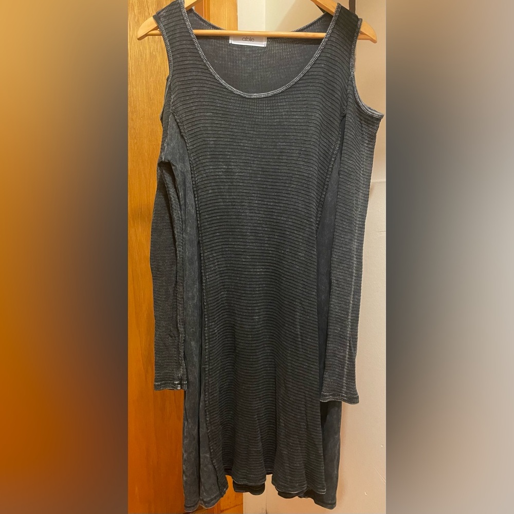 Able Black Dress Size Large